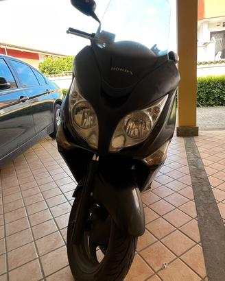 Honda sw-t400