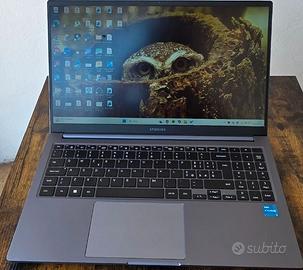 Samsung Galaxy Book 4 a soli325 €!
