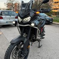 Honda Africa Twin es dct 2025