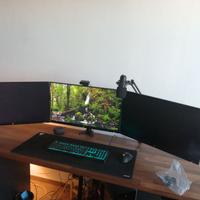 3 monitor 27 pollici con supporto