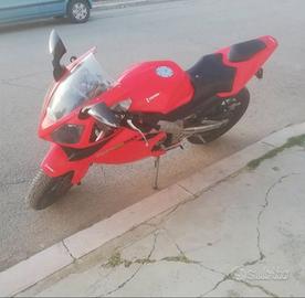 Derbi gpr 50 per pezzi di ricambio
