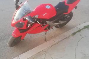 Derbi gpr 50 per pezzi di ricambio
