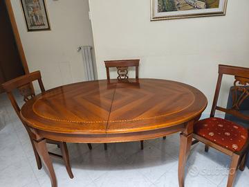 tavolo con  sedie legno 
