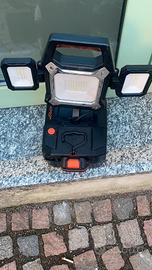 Luce LED da cantiere