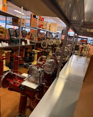 affettatrice bilancia macchina da caffe macina ecc