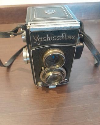 macchina fotografica YaschicaFlex