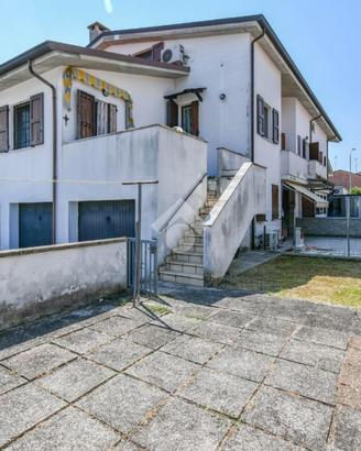 BIFAMILIARE A POGGIO RENATICO