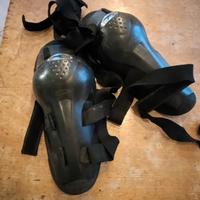 ginocchiere enduro axo