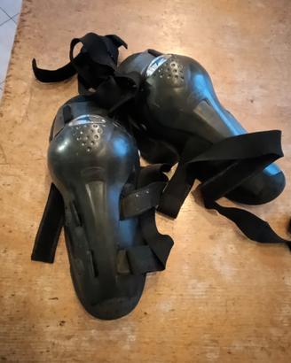 ginocchiere enduro axo