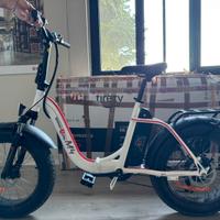 Smartway M4 (Monster Bike pieghevole)