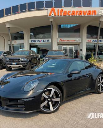 Porsche 911 992.2 Carrera KM 0