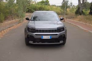 Jeep Avenger 1.2 Turbo 100 CV Summit
