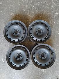 4 cerchi in ferro vw polo 15''