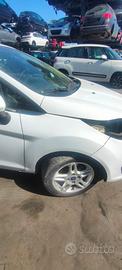 FORD FIESTA 2014 PARAFANGO ANTERIORE SX/DX