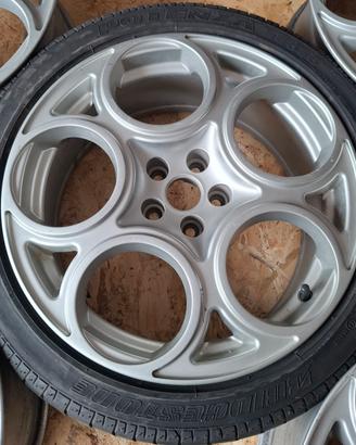 5 Cerchi originali Alfa Romeo 17 GTA