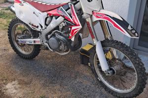 Moto CRF 400