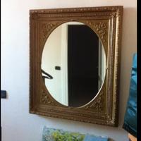 Specchio con cornice antica