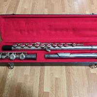 flauto traverso in metallo argentato con custodia 