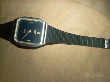 orologio Microma Swiss Quartz con quadrante nero e