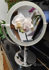 Specchio Cosmetico con illuminazione e ingrandimen