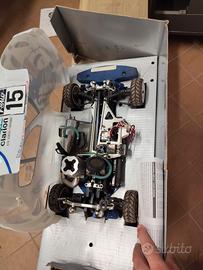 automodello radiocomandato a scoppio (nitro)