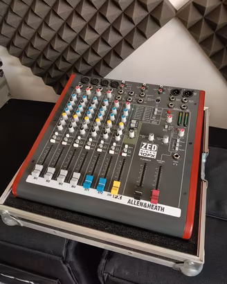 mixer Allen Heath Zed 10 60 fx + Flight Case 