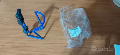 porta borracce x bicicletta nuovo in metallo blu