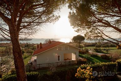 Casa vista mare con giardino
