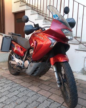 Moto enduro turismo Honda Transalp 650 2006