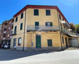 CASA DI CORTE A COSSANO BELBO