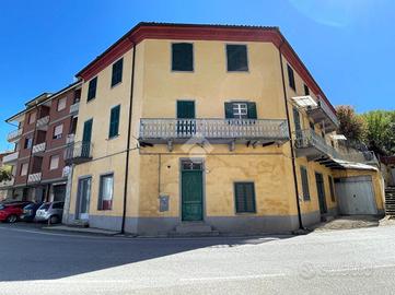 CASA DI CORTE A COSSANO BELBO