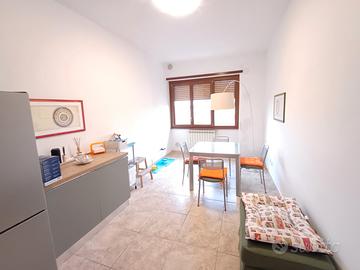 Appartamento due camere e balcone