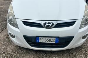 HUNDAI I 20