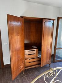 Armadio a 2 Ante in Legno Stile Classico