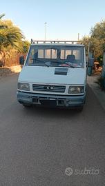 autocarro iveco daily 