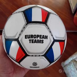 Pallone calcio estivo