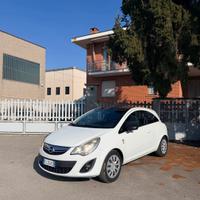 Opel corsa 2013 1.3