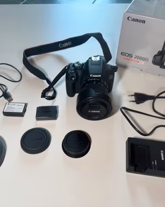 Canon Eos 2000D EF-S 18-55 IS Il Kit + Zaino Canon