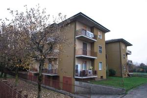 Immobile in asta di 125 m² con 4 locali e box auto