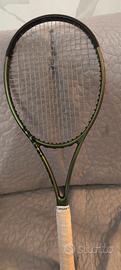racchetta da tennis Wilson blade 98  v8 304g 16-19