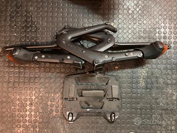 Portaborse ,piastra bauletto givi,borsa laterale