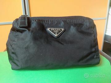 PRADA POUCH RE-NYLON 20x12x7