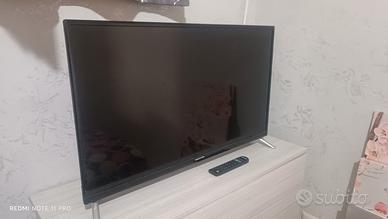 TV United 40 pollici con telecomando 