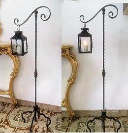 Porta lanterna in ferro pieno forgiato e battuto a