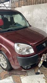 Fiat. Doblo