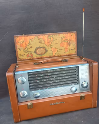 radio vintage RCA Victor Strato World no Marelli 