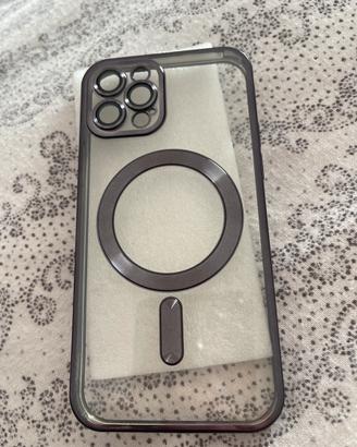 Cover I phone 12 pro color Black