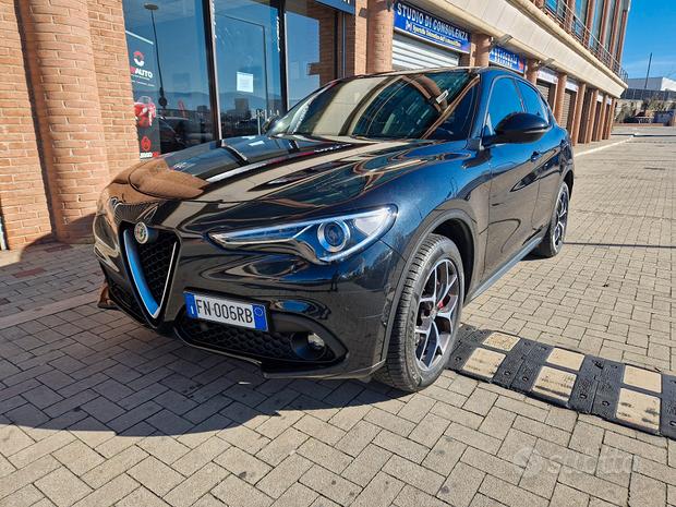 Alfa Romeo Stelvio 2.2 Turbodiesel 210 CV AT8 Q4 S