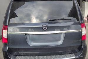 LANCIA VOYAGER  2.8 CRD PLATINUM  7 POSTI