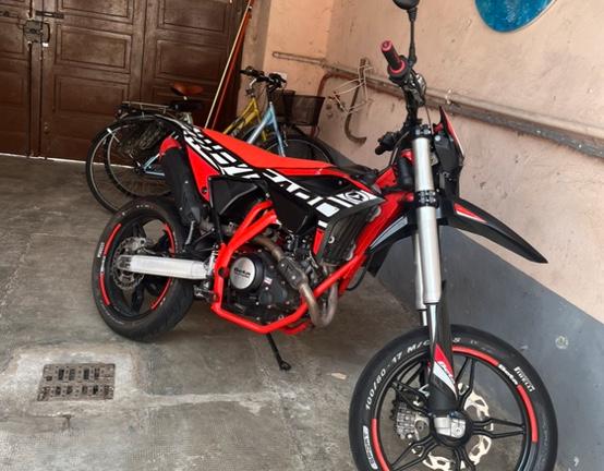 Motard beta 125